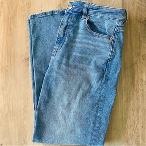 american eagle mom jeans